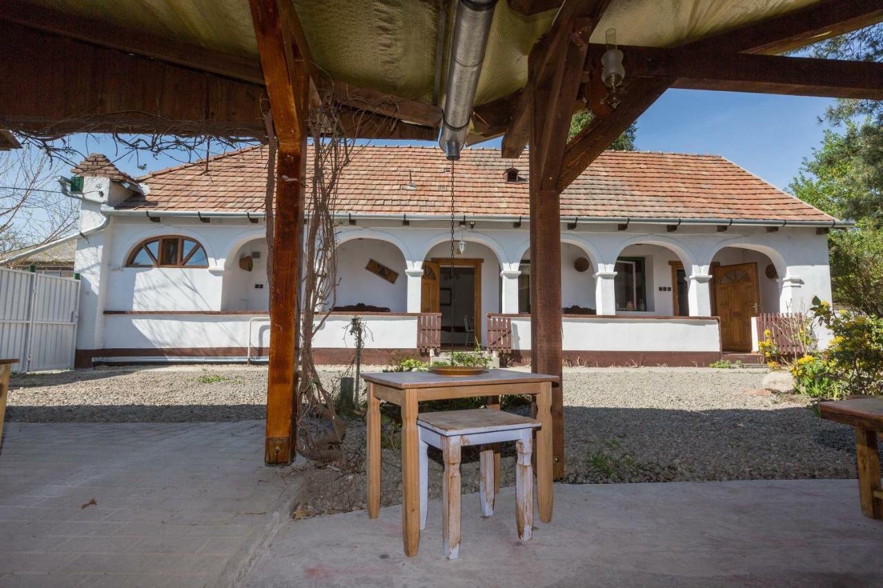 Gádoros Vendégház Egerszalók Exterior foto