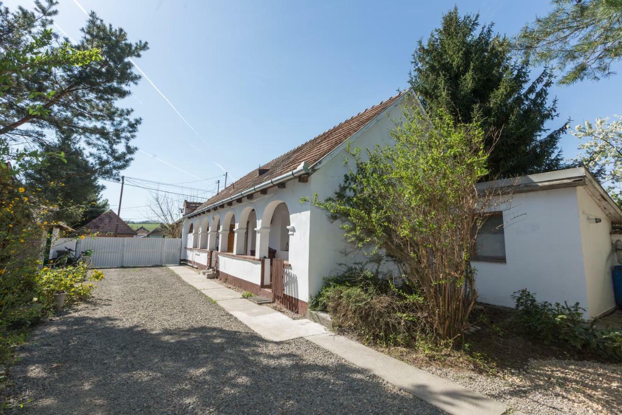 Gádoros Vendégház Egerszalók Exterior foto