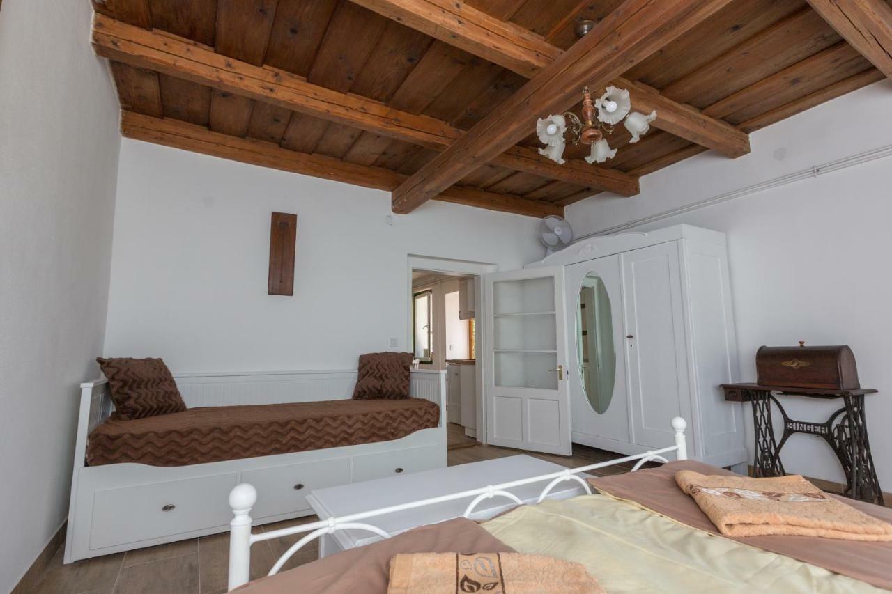 Gádoros Vendégház Egerszalók Exterior foto