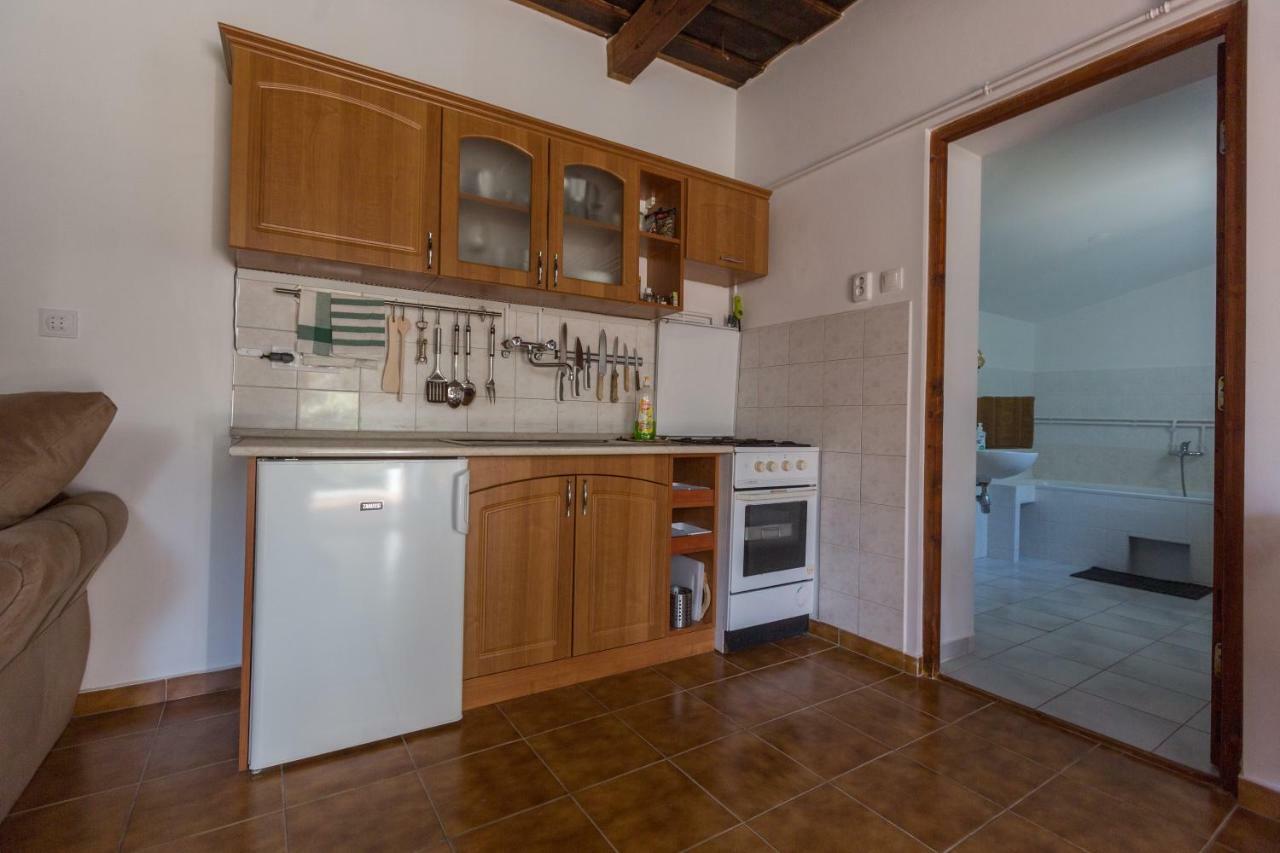 Gádoros Vendégház Egerszalók Exterior foto