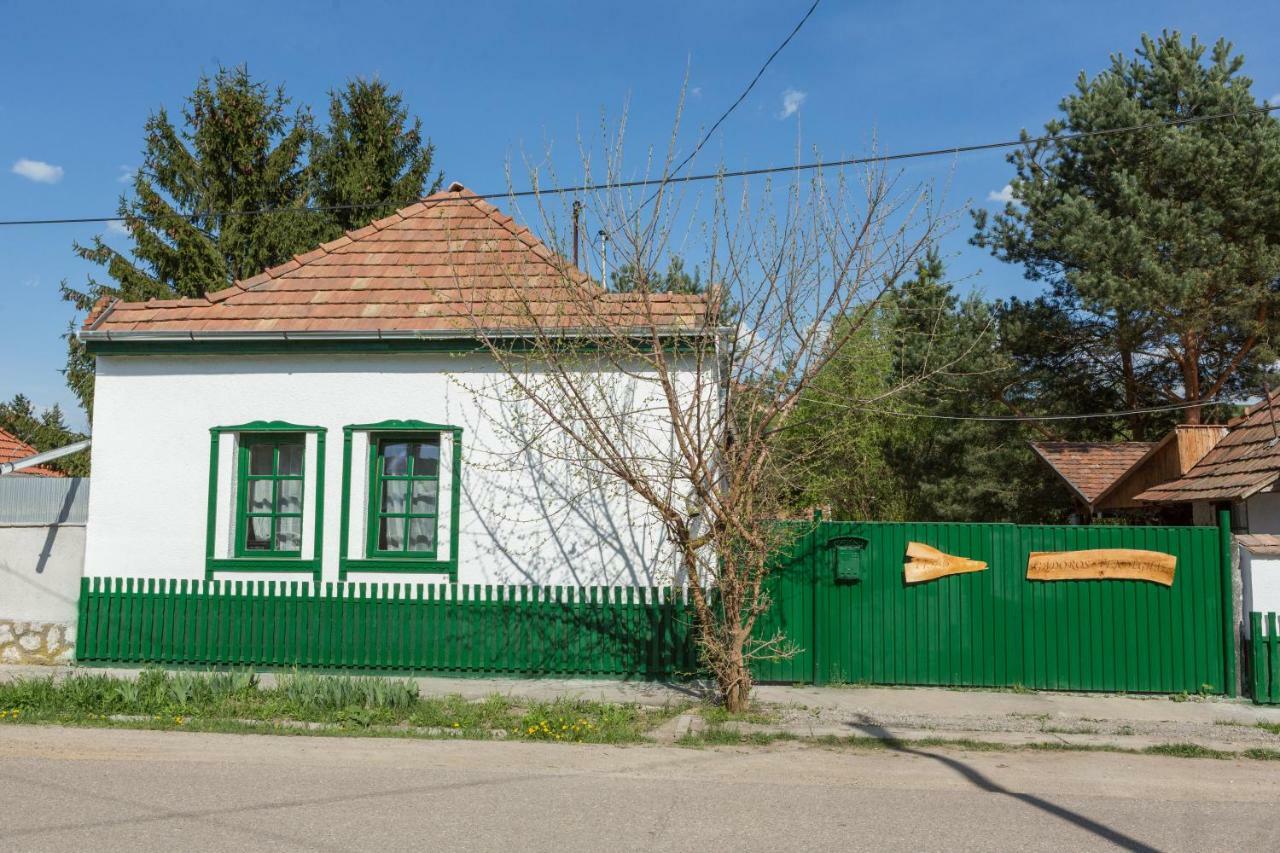 Gádoros Vendégház Egerszalók Exterior foto
