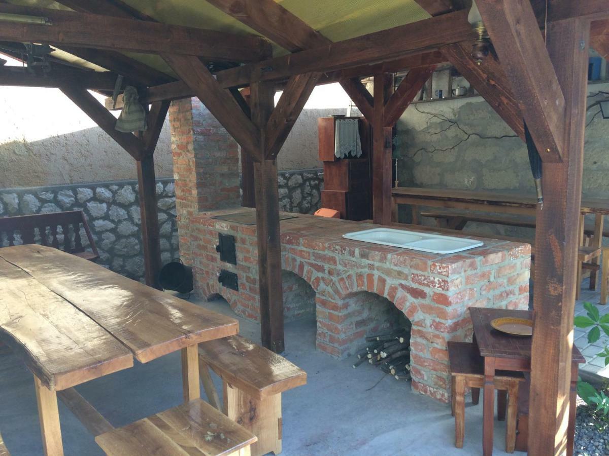 Gádoros Vendégház Egerszalók Exterior foto